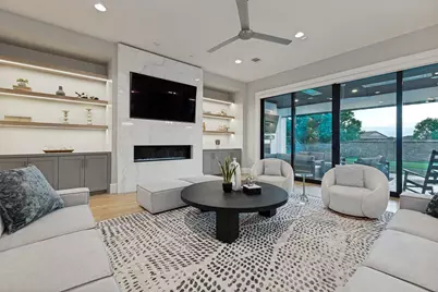 12349 Farmstead Drive, Frisco, TX 75033 - Photo 6