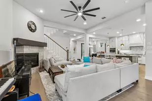 1017 Gardenia St, Carrollton, TX 75007 - Photo 16