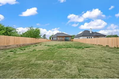 806 N Avenue E, Springtown, TX 76082 - Photo 24