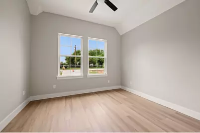 806 N Avenue E, Springtown, TX 76082 - Photo 18