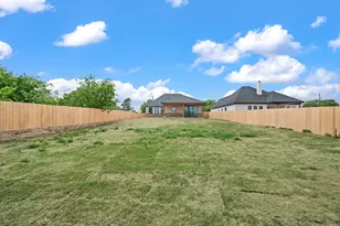 806 N Ave E, Springtown, TX 76082 - Photo 24