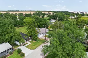 2020 Laura St, Caddo Mills, TX 75135 - Photo 6