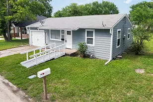 2020 Laura St, Caddo Mills, TX 75135 - Photo 2