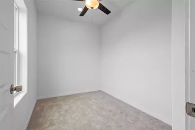 2222 Cedarwood Trail, Granbury, TX 76048 - Photo 10
