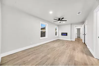 831 Glen Arbor Drive, Dallas, TX 75241 - Photo 32
