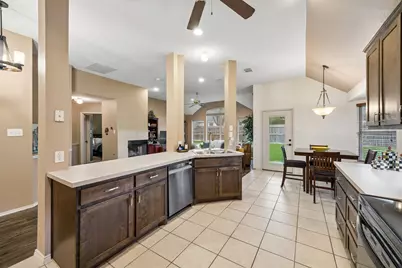 8413 Island Court, Fort Worth, TX 76137 - Photo 10