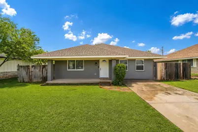 408 Little Avenue, McGregor, TX 76657 - Photo 1