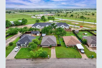 408 Little Avenue, McGregor, TX 76657 - Photo 28