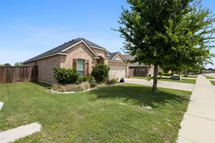 3605 Worthington Dr, Midlothian, TX 76065 - Photo 2