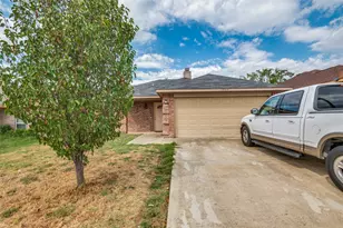 1939 Naira Dr, Dallas, TX 75217 - Photo 2
