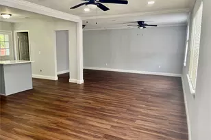 414 Goodyear St, Irving, TX 75062 - Photo 6