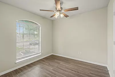 717 Oak Park Drive, Azle, TX 76020 - Photo 16
