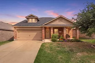 806 Silver St, Princeton, TX 75407 - Photo 2