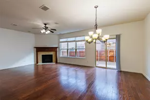 394 Teague Dr, Lewisville, TX 75067 - Photo 10
