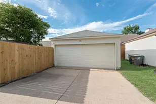 4911 Clover Haven St, Dallas, TX 75227 - Photo 24