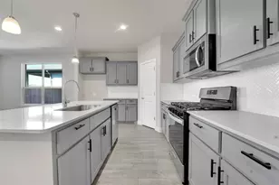 1012 Southwark Dr, Fort Worth, TX 76247 - Photo 6