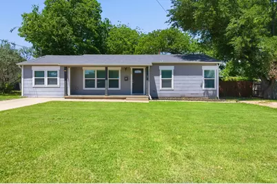 105 Anderson Street, Burleson, TX 76028 - Photo 2