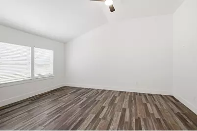 105 Anderson Street, Burleson, TX 76028 - Photo 10