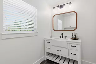 105 Anderson St, Burleson, TX 76028 - Photo 22