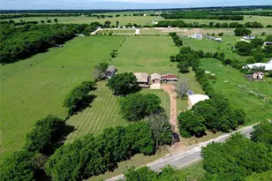 8983 W Odneal Rd, Krum, TX 76249 - Photo 28