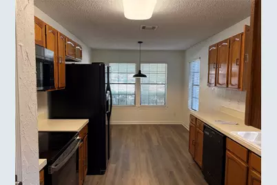 112 Cinnamon Lane, Euless, TX 76039 - Photo 4