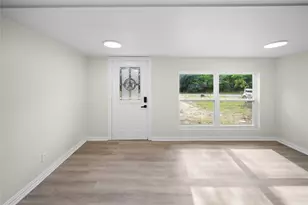 823 Clark St, Tyler, TX 75701 - Photo 4