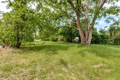 3711 Carpenter Avenue, Dallas, TX 75210 - Photo 4