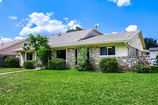 3217 Friar Ln, Garland, TX 75044 - Photo 2
