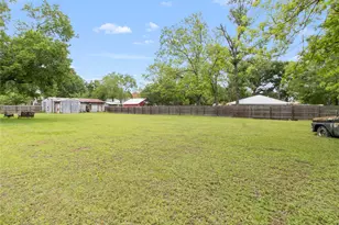 815 S 8th Ave, Teague, TX 75860 - Photo 14