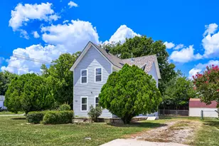 123 S 2nd St, Sanger, TX 76266 - Photo 4