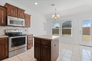 4013 Winter Springs Dr, Fort Worth, TX 76123 - Photo 2