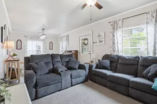 106 May Ave, Cleburne, TX 76031 - Photo 10