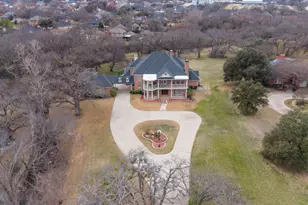 207 Oak Ridge Trail, Kennedale, TX 76060 - Photo 2