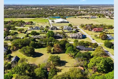 370 Oakview Drive, Double Oak, TX 75077 - Photo 4