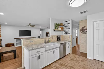1325 Downwood Drive, Burleson, TX 76028 - Photo 16