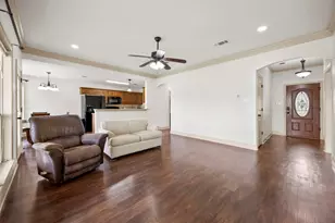 1209 Southview Dr, Waxahachie, TX 75165 - Photo 4