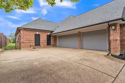 6205 Skylark Circle, North Richland Hills, TX 76180 - Photo 34
