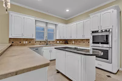 6205 Skylark Circle, North Richland Hills, TX 76180 - Photo 10
