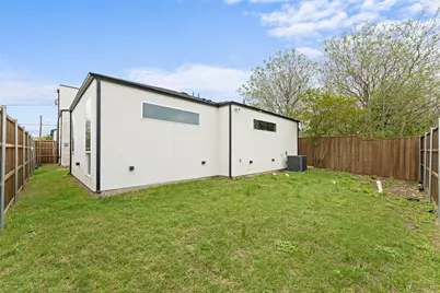 6715 Tyree Street, Dallas, TX 75209 - Photo 36