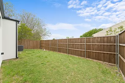 6715 Tyree Street, Dallas, TX 75209 - Photo 36