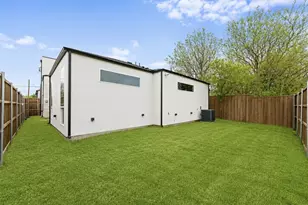 6715 Tyree St, Dallas, TX 75209 - Photo 30