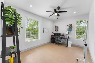 6715 Tyree Street, Dallas, TX 75209 - Photo 32