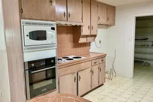 8600 Twilight Dr W, Benbrook, TX 76116 - Photo 4