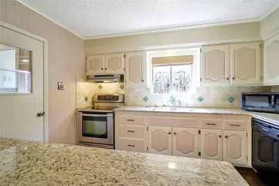 1114 Brookshire Drive, Tyler, TX 75071 - Photo 12