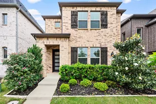 612 Courtyard Ln, Irving, TX 75039 - Photo 2