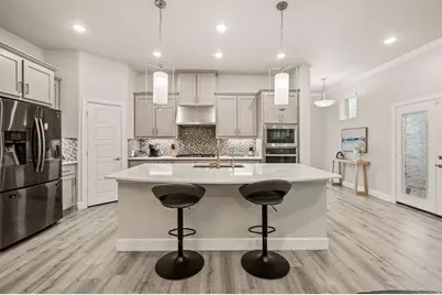 612 Courtyard Lane, Irving, TX 75039 - Photo 16