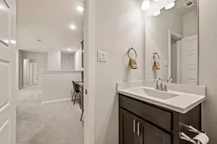 612 Courtyard Ln, Irving, TX 75039 - Photo 28