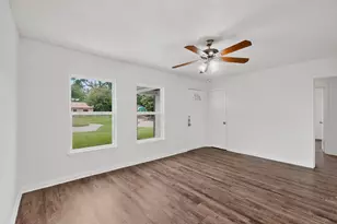 3018 51st St, Dallas, TX 75216 - Photo 4