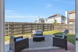 2554 Melissa Ct, Carrollton, TX 75006 - Photo 30