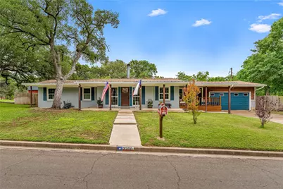 2200 Gregory Lane, Waco, TX 76708 - Photo 2